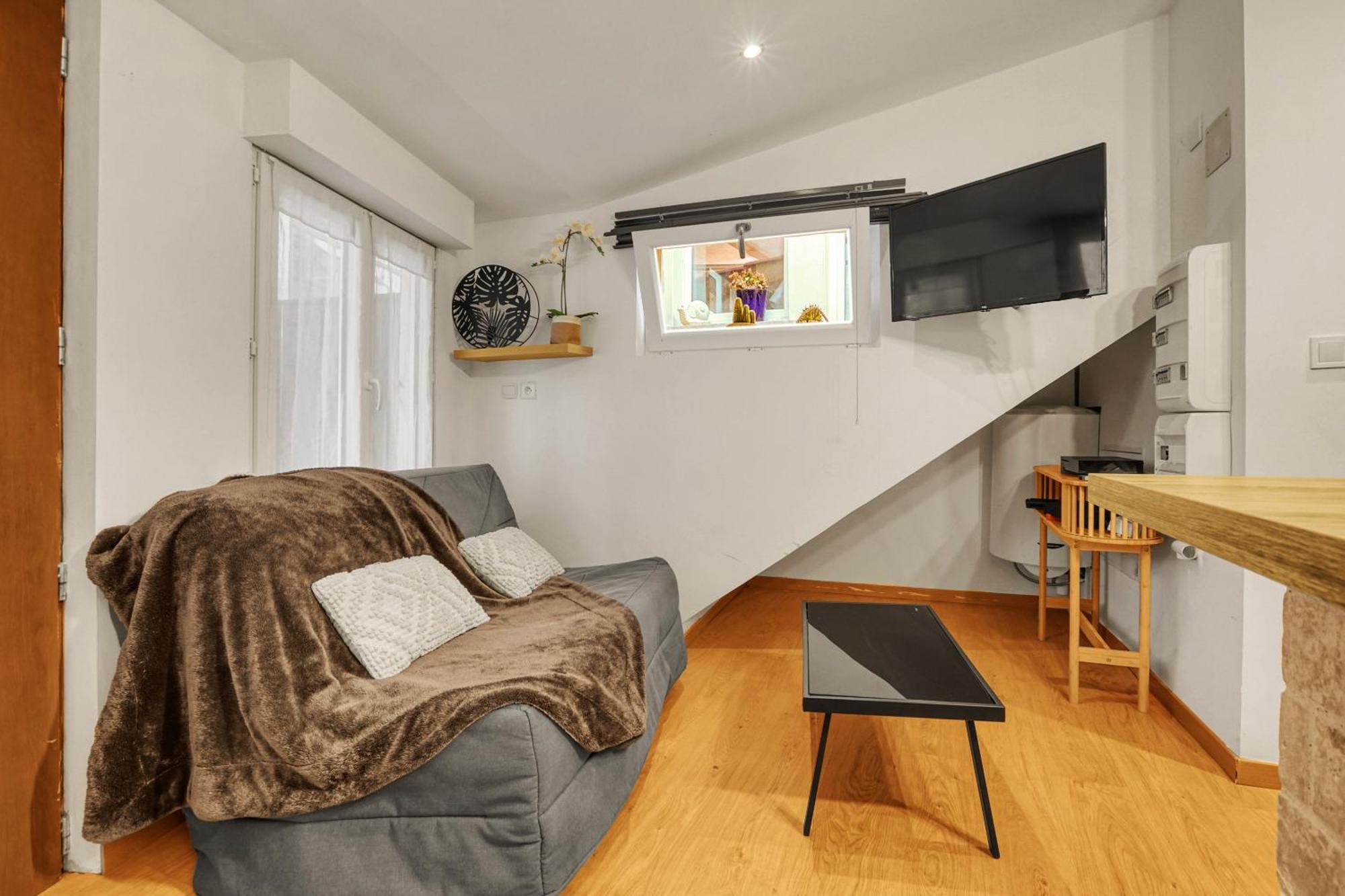 Cosy - Terrasse - Proche Metro Apartment